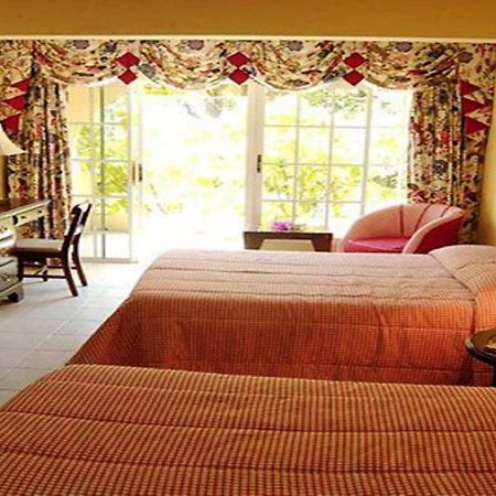 Rooms On The Beach Ocho Rios Buitenkant foto