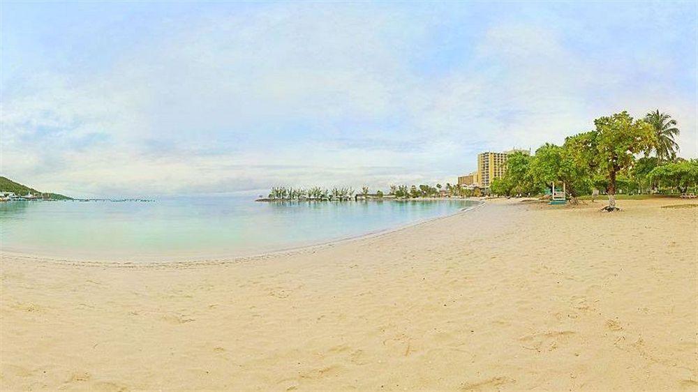 Rooms On The Beach Ocho Rios Buitenkant foto
