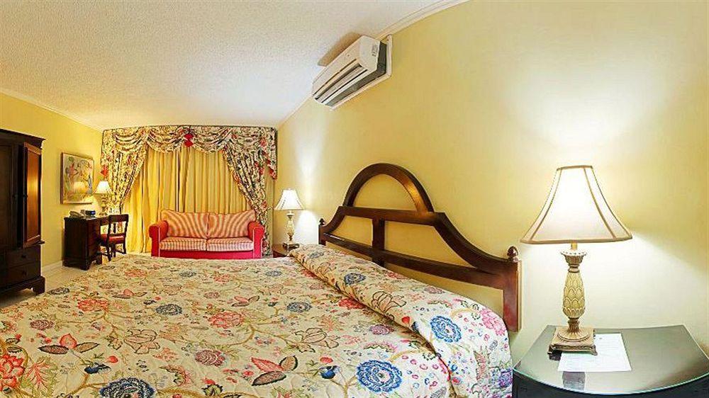 Rooms On The Beach Ocho Rios Buitenkant foto
