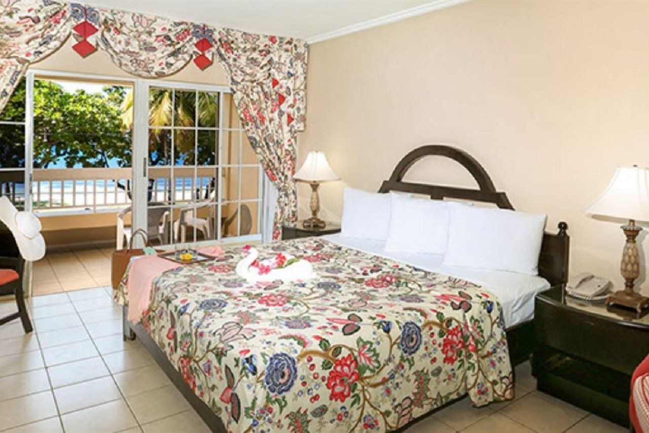 Rooms On The Beach Ocho Rios Buitenkant foto